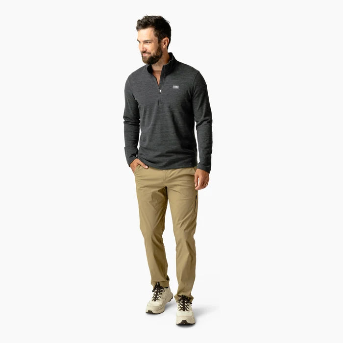 aftco-coastal-layer-quarter-zip-black-heather-model-front-full