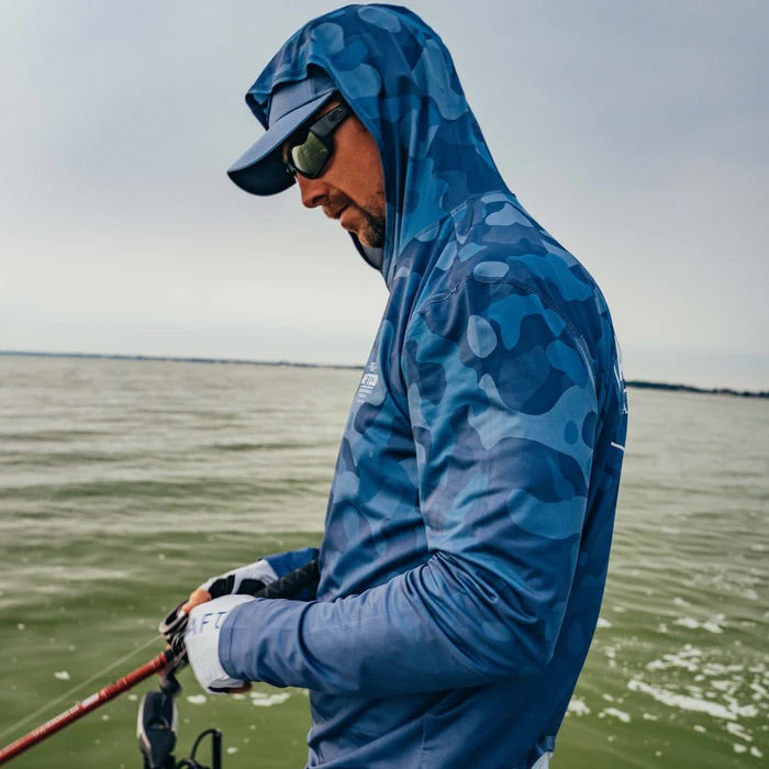 aftco-og-camo-uvx-long-sleeve-performance-sun-protection-hoodie-air-force-og-camo-side
