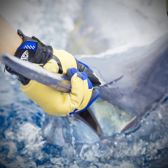aftco-wire-max-fishing-leader-gloves-marlin-lifestyle