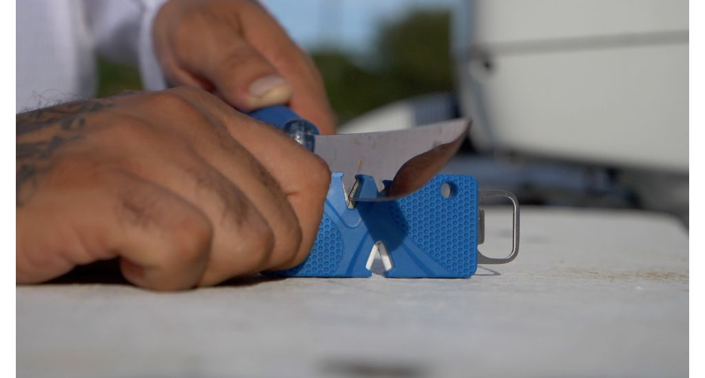 cuda_pocket_sharpener_hook_sharpener_knife_sharpener_8