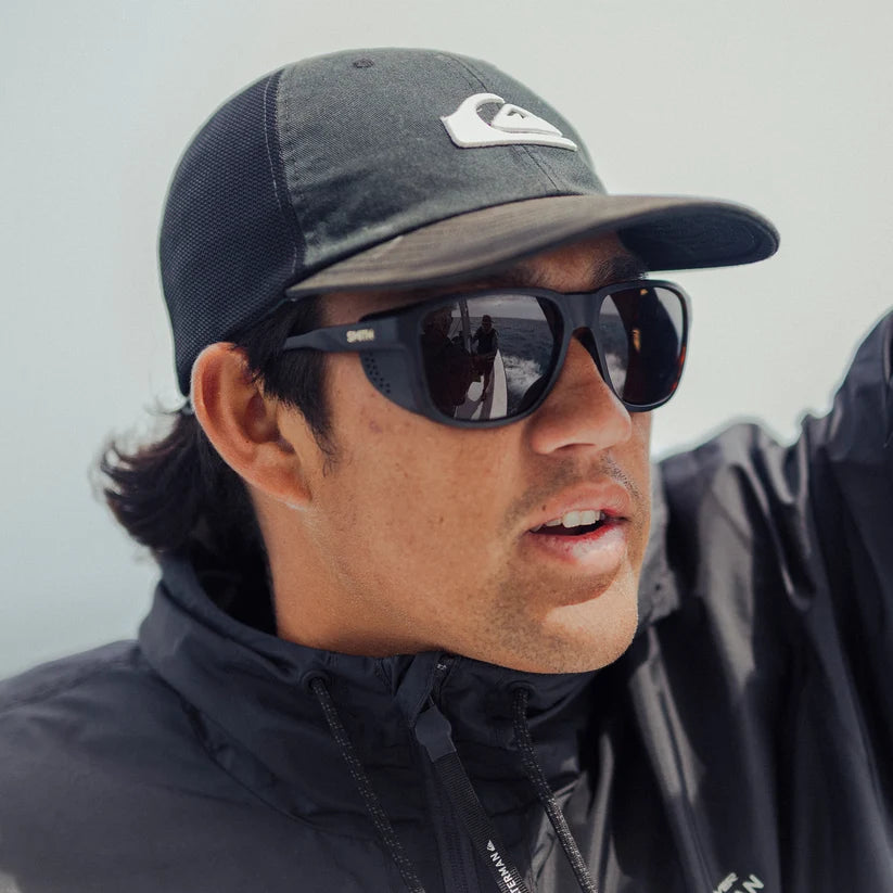 embark-sunglasses_matteTortoise-cpGlassPolarizedBrown_lifestyle02