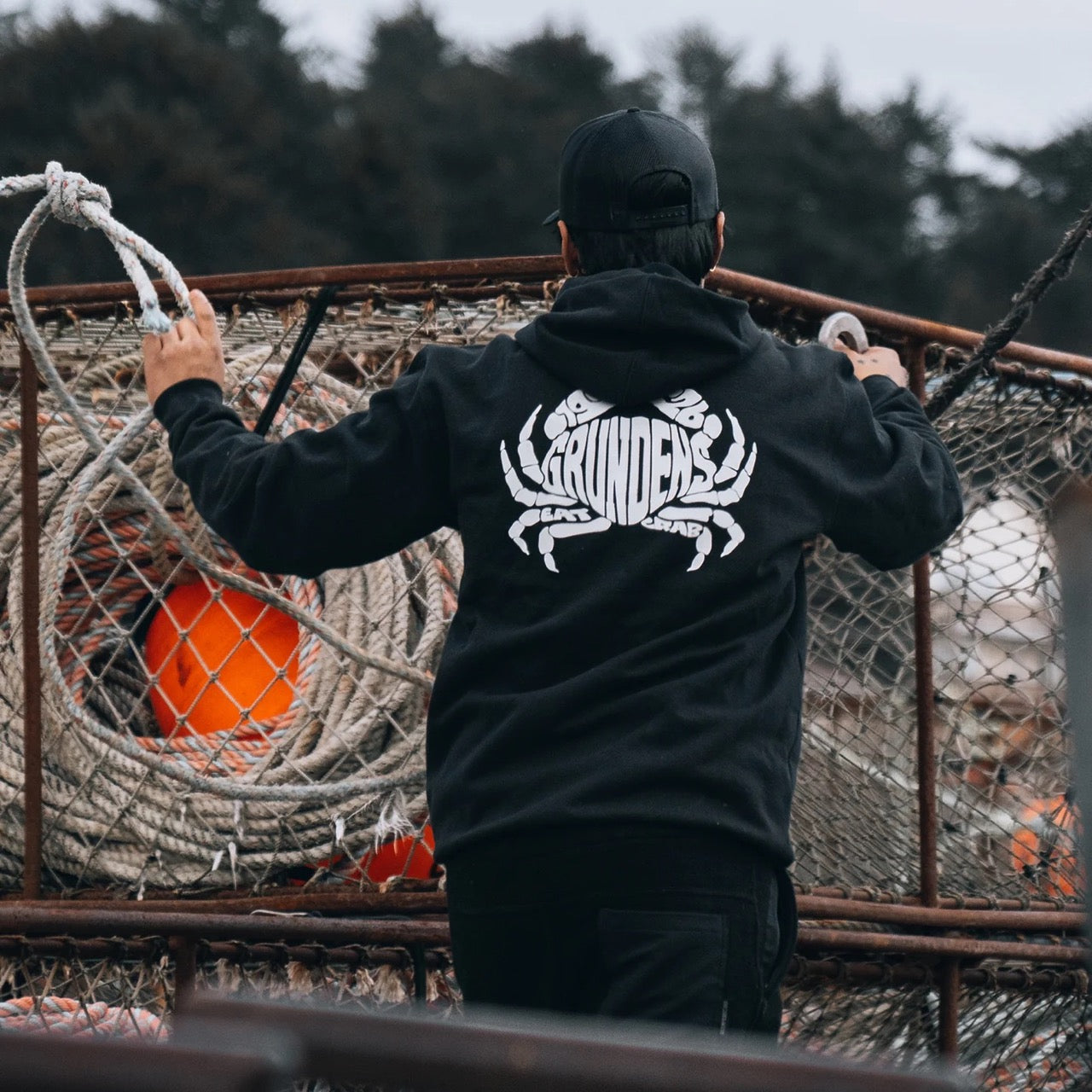 grundens-crab-eat-your-words-dwr-hd-hoodie-black-lifestyle-black