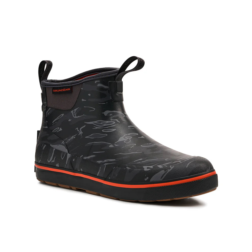 grundens-deck-boss-ankle-boot-blackbeard-camo-primary