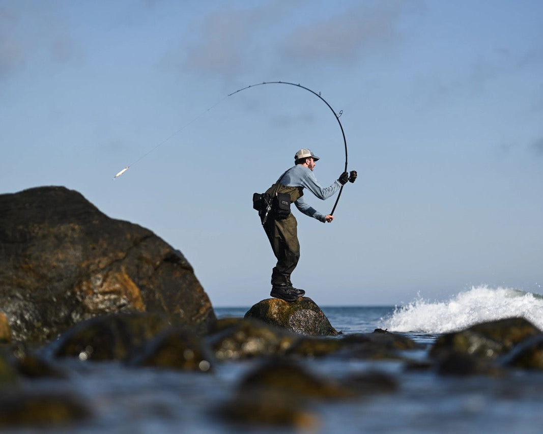 st-croix-avid-series-surf-spinning-rod-lifestyle-2