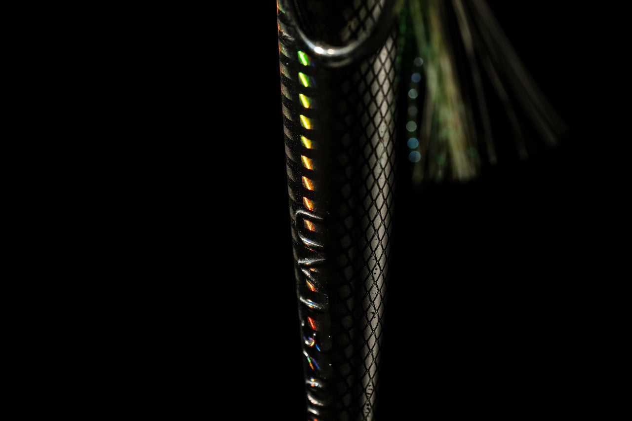 uvt-tuna-jigs-glass-scale