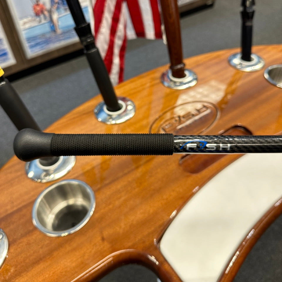 fish-and-tackle-black-series-carbon-fiber-livewell-bait-net-grip