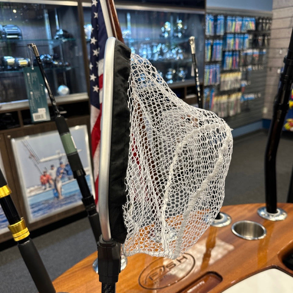 fish-and-tackle-black-series-carbon-fiber-livewell-bait-net-standard-mesh-side-2