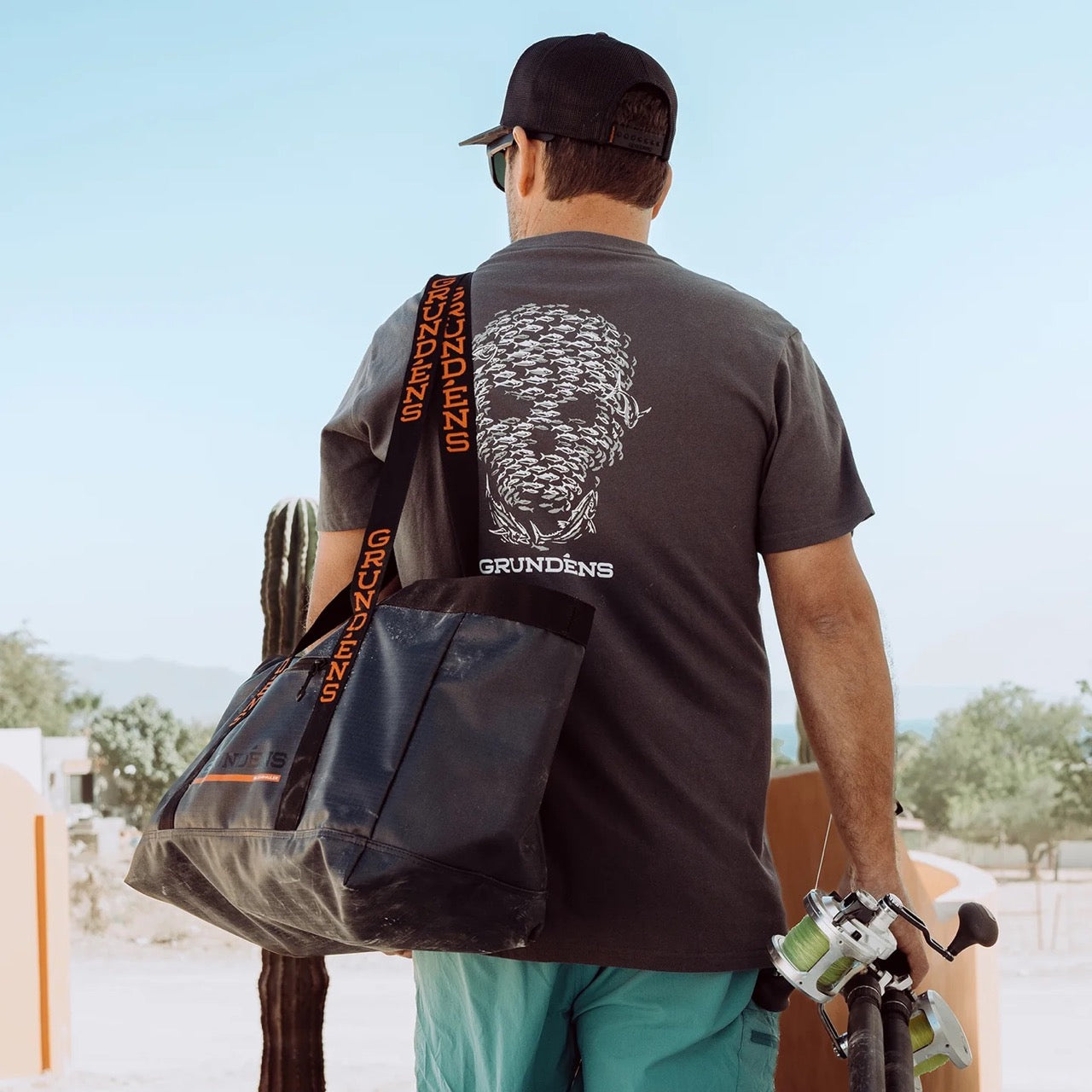 grundens-bait-ball-short-sleeve-tee-shirt-anchor-lifestyle