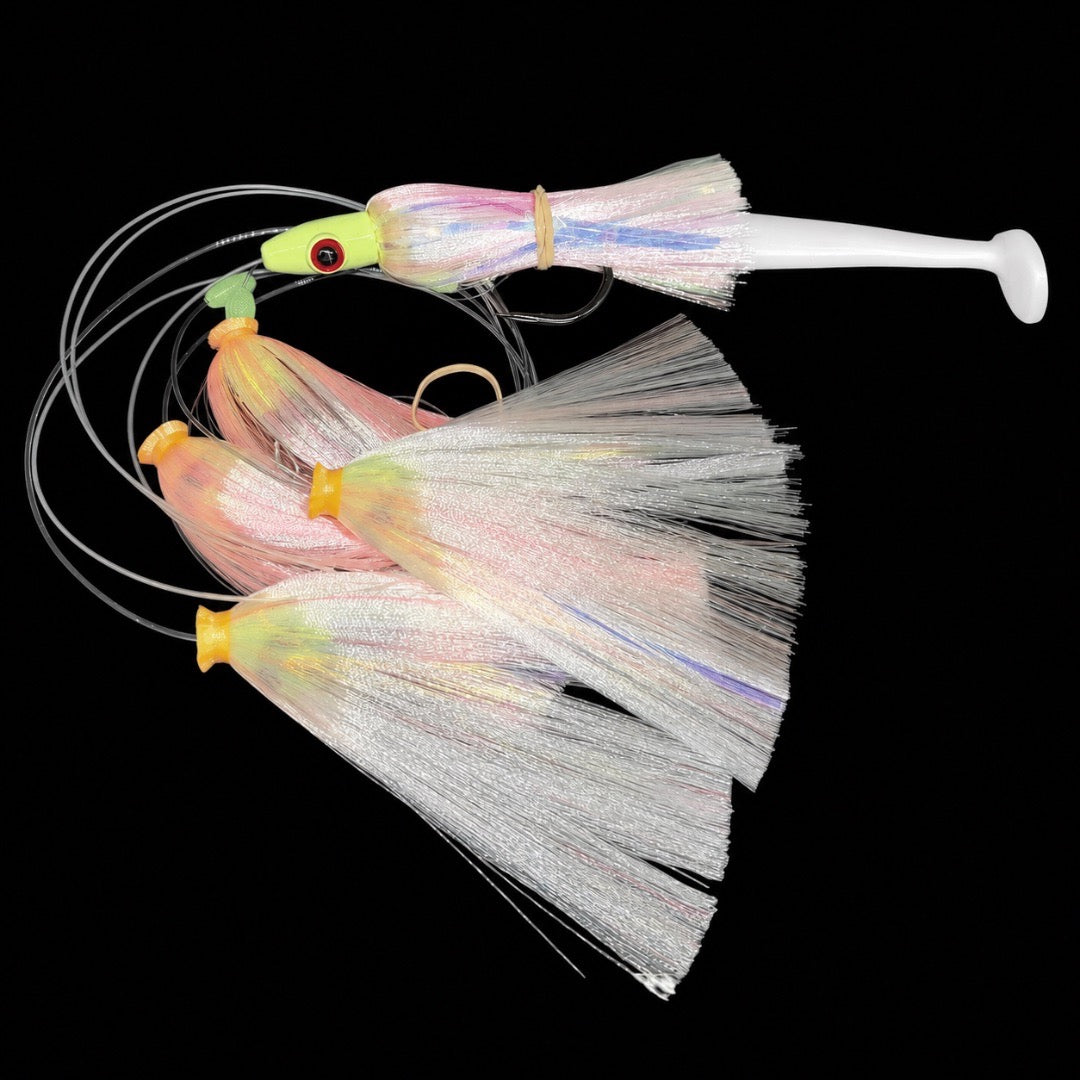 magictail-outfitters-bigeye-chain-with-magic-ballyhoo-paddletail-glow-head-pink-blend-white-tail