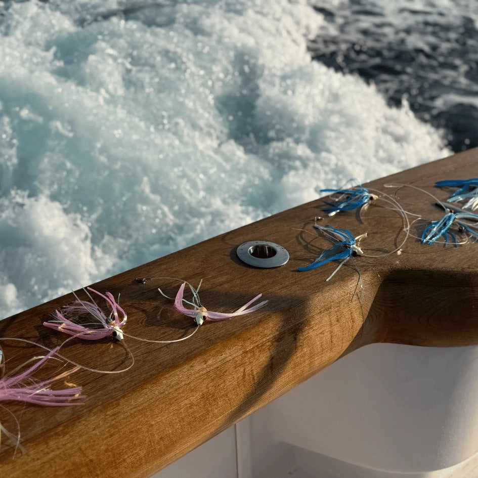 magictail-outfitters-bigeye-chain-with-magic-ballyhoo-paddletail-gunwale-2