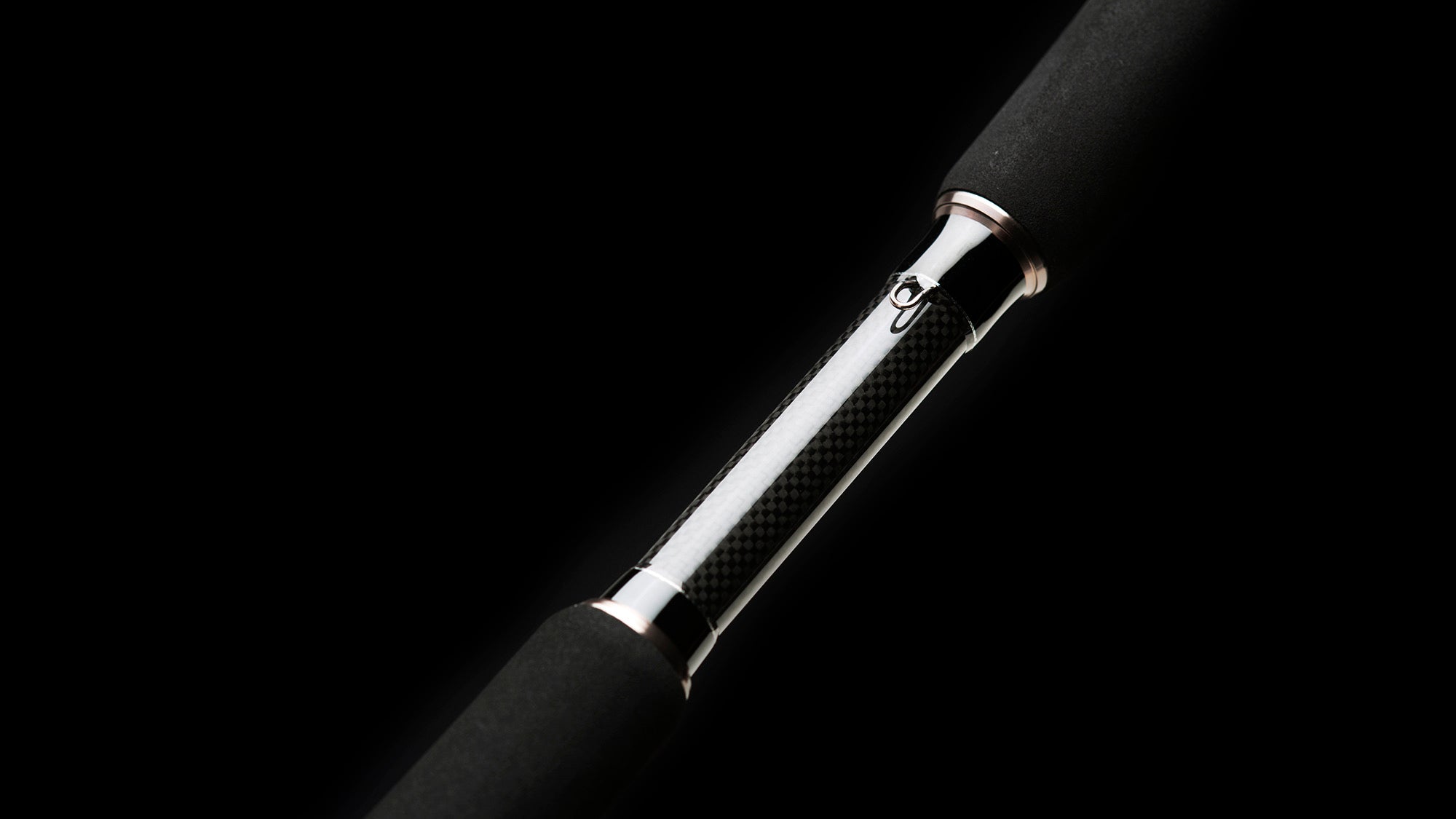 megabass-levante-f10-711LV-freshwater-casting-rod-hook-keeper