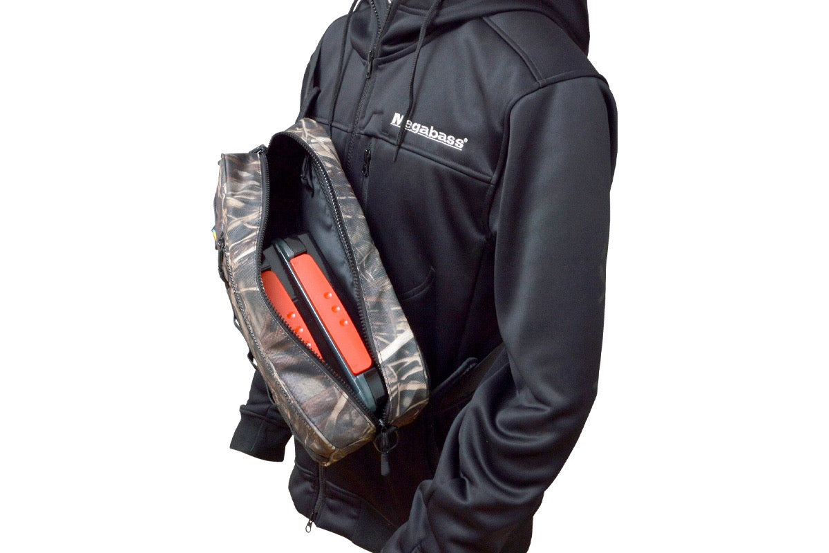 megabass-rapid-tackle-bag-open