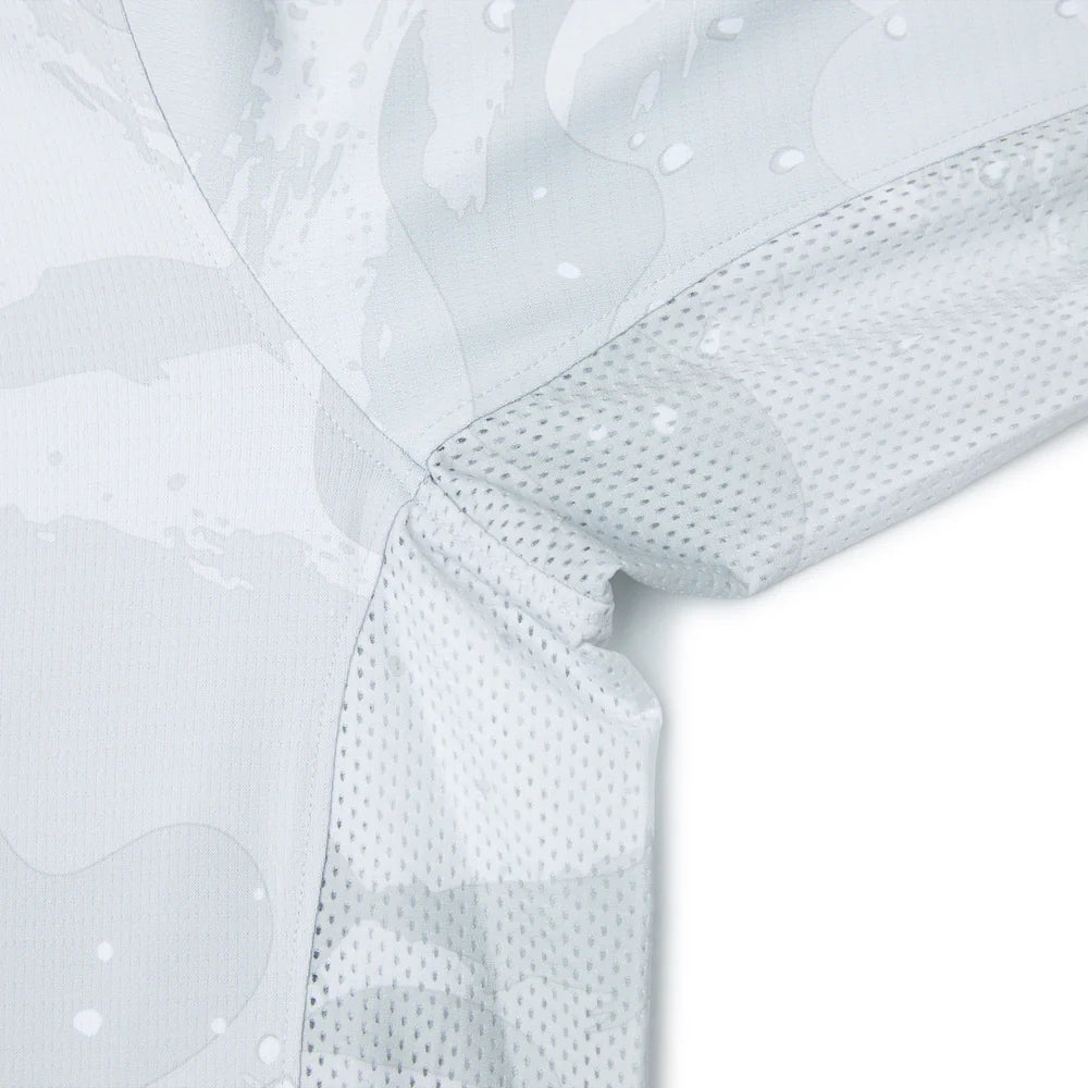pelagic-exo-tech-hooded-performance-fishing-shirt-light-grey-arm