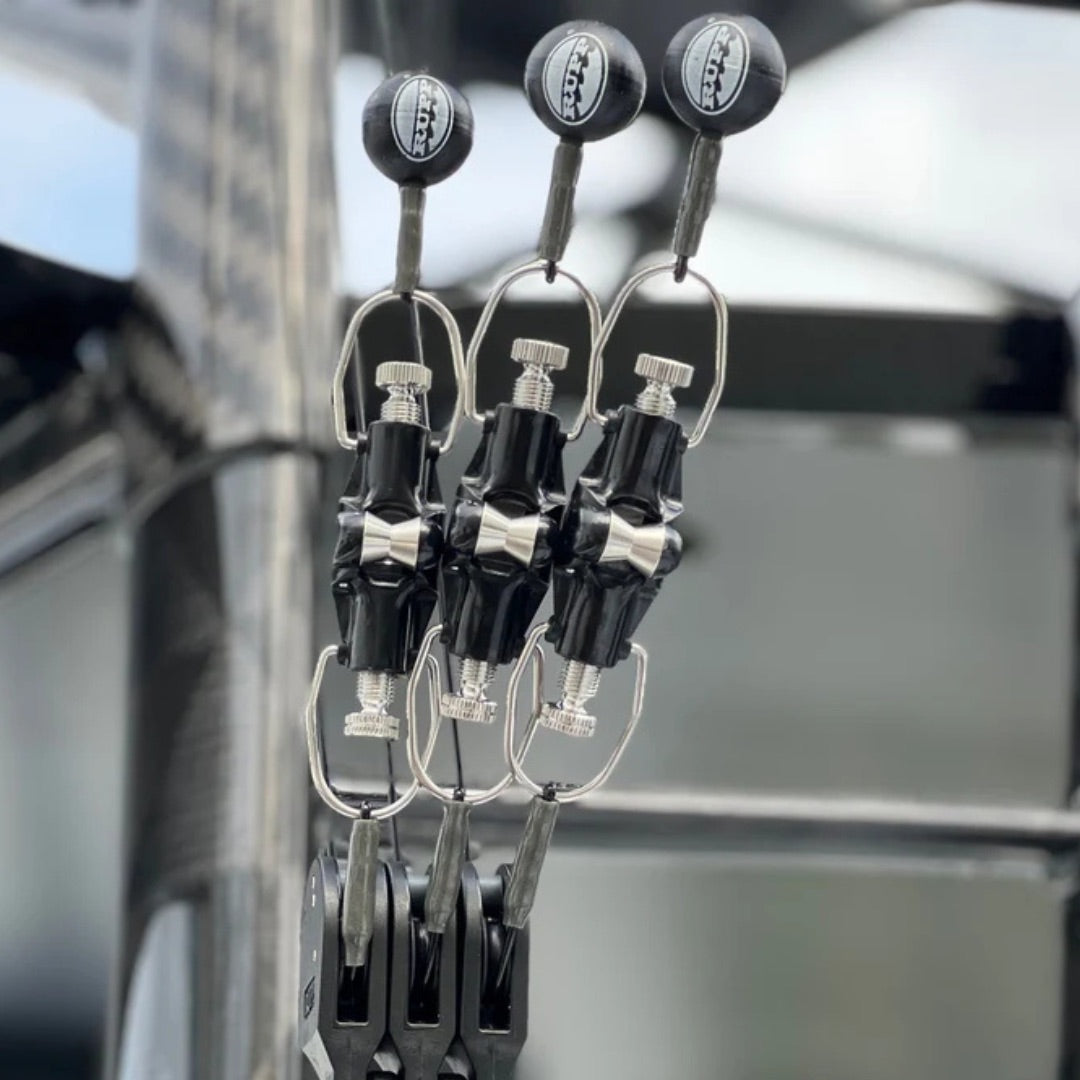 rupp-marine-outrigger-ball-stops-black-lifestyle