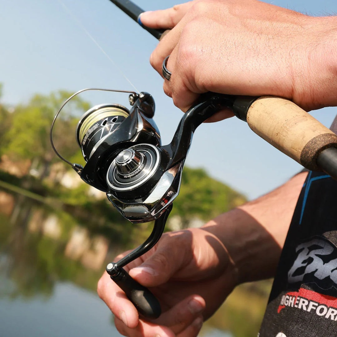 tatula-mq-fc-freshwater-spinning-reel-lifestyle-1