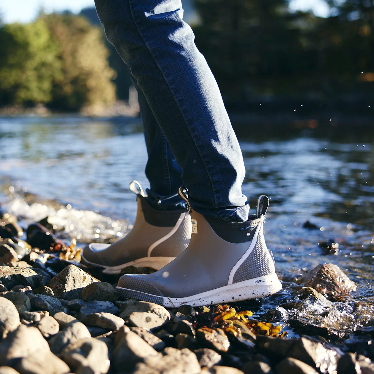 xtratuf-6in-ankle-deck-boot-sport-grey-lifestyle