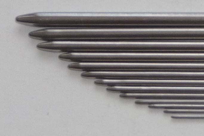 DaHo - Hollow Spectra Threading Needles